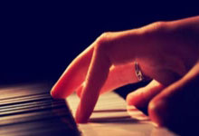 开云体育app-极限保级之争：大连一方迎战长春亚泰，积分关键之战