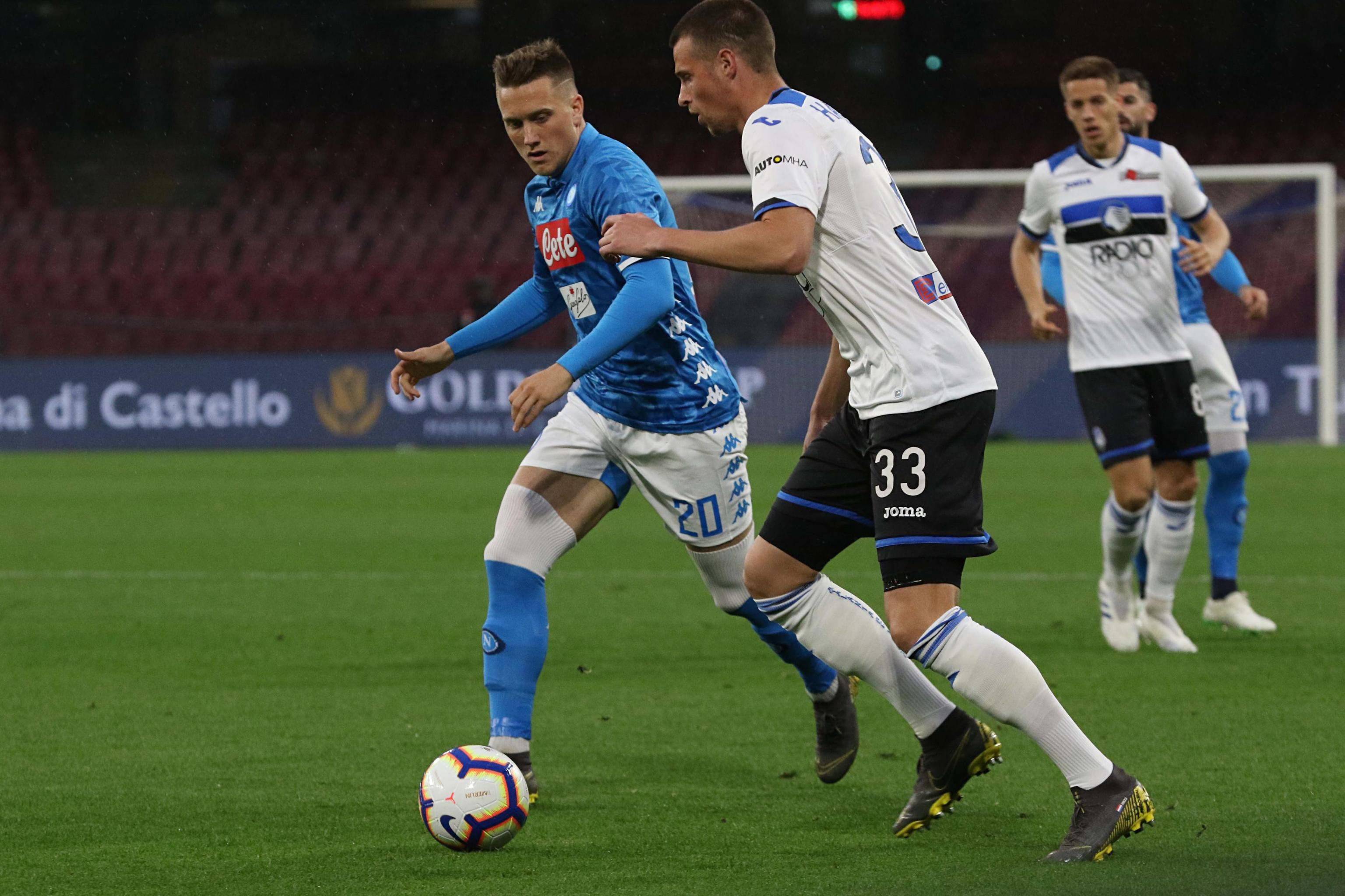 包含丹麦队大胜冰岛，小组排名大幅提升的词条