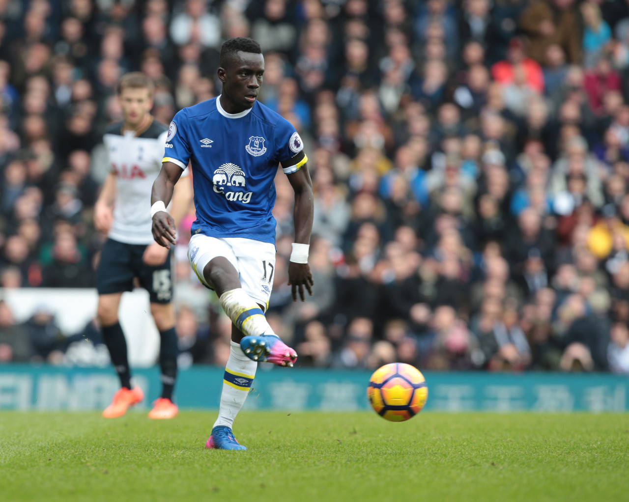 巴黎FC俱乐部士气高涨，迎接挑战