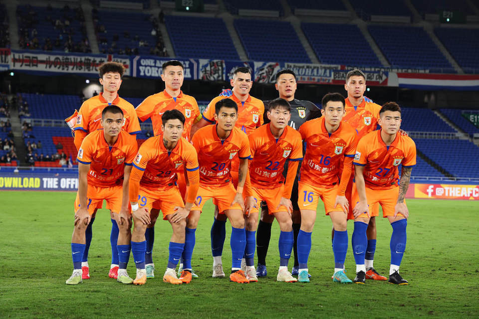 开云APP-包含行动：泰达决战亚冠，拼搏在足球赛场上的词条