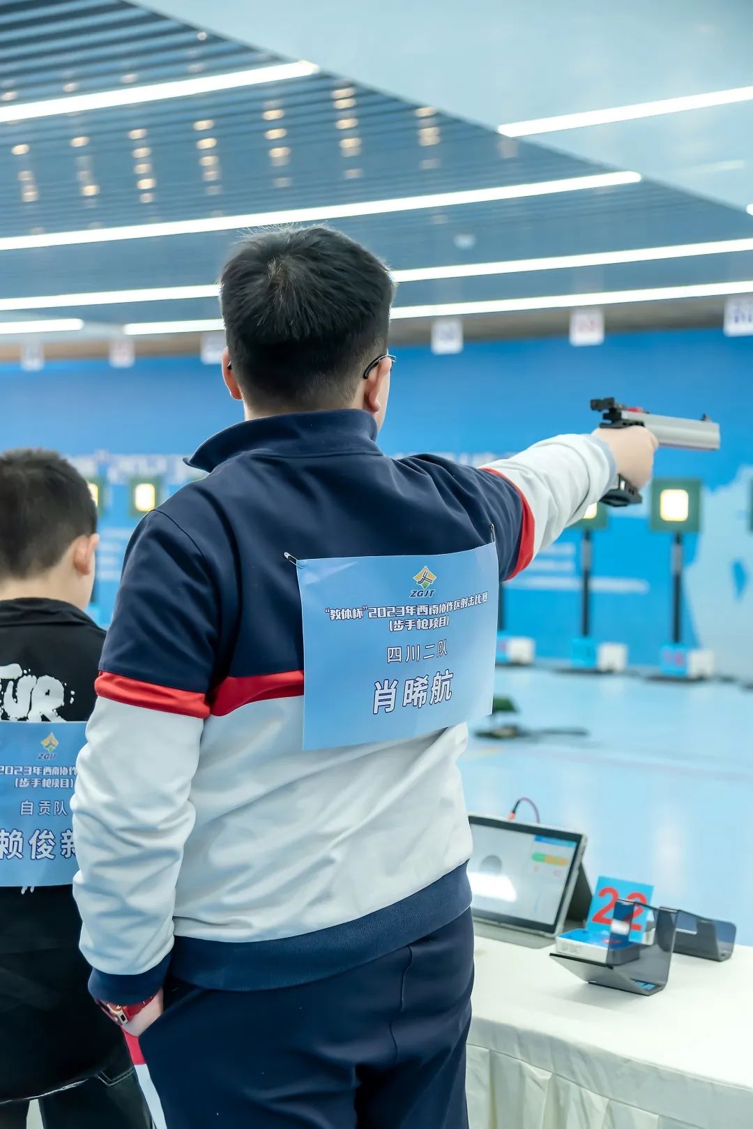 美国选手在射击项目中取得胜利 美国选手在射击项目中取得胜利