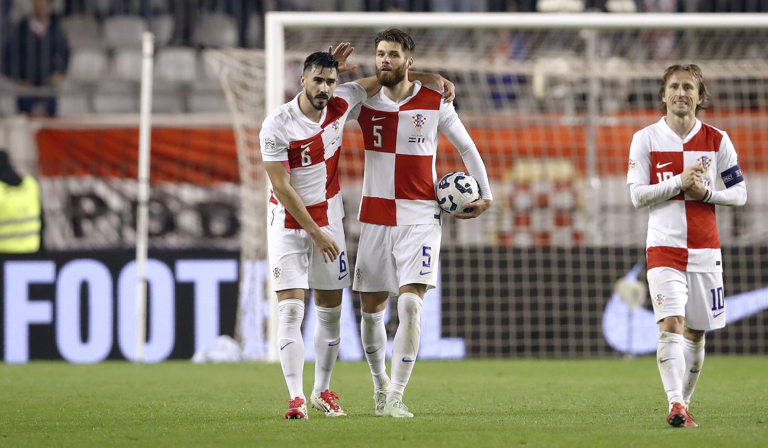 克罗地亚队取得三连胜，欧洲联赛预选赛排名第一的简单介绍