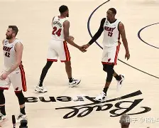 开云下载-热火主场击败黄蜂，维奇齐心协力拿下胜利的简单介绍