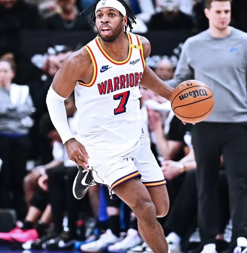 开云体育官网-勇士主场击败爵士，柯瑞火力全开连砍40+