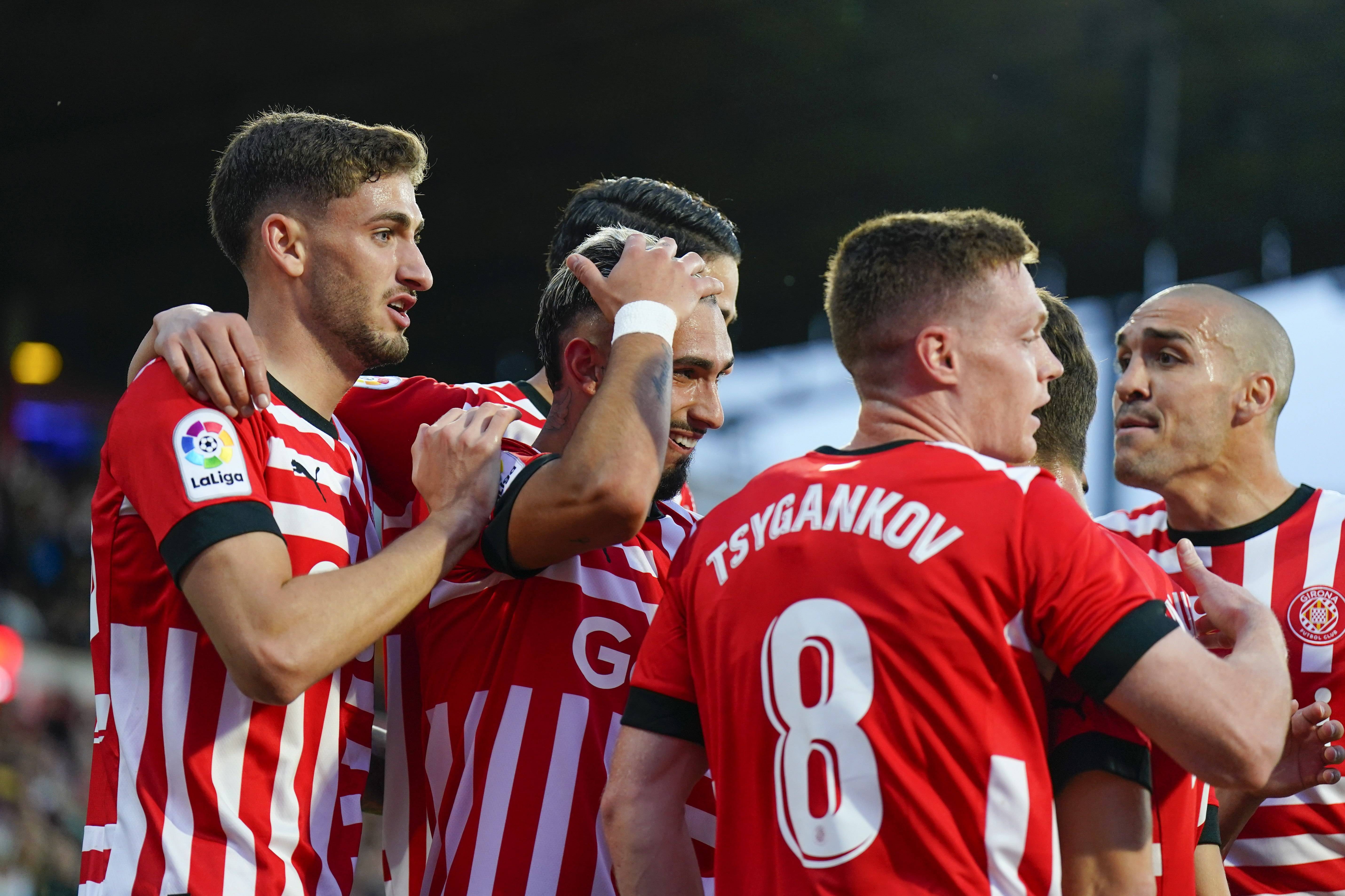 开云体育官网-欧预赛：资格赛延续悬念，实力对决引人入胜