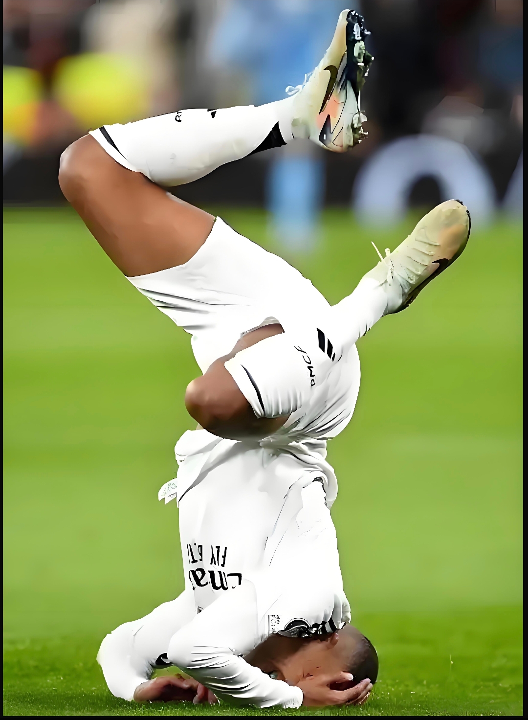 皇马中场核心表现抢眼,球队信心十足 皇马中场核心表现抢眼,球队信心十足