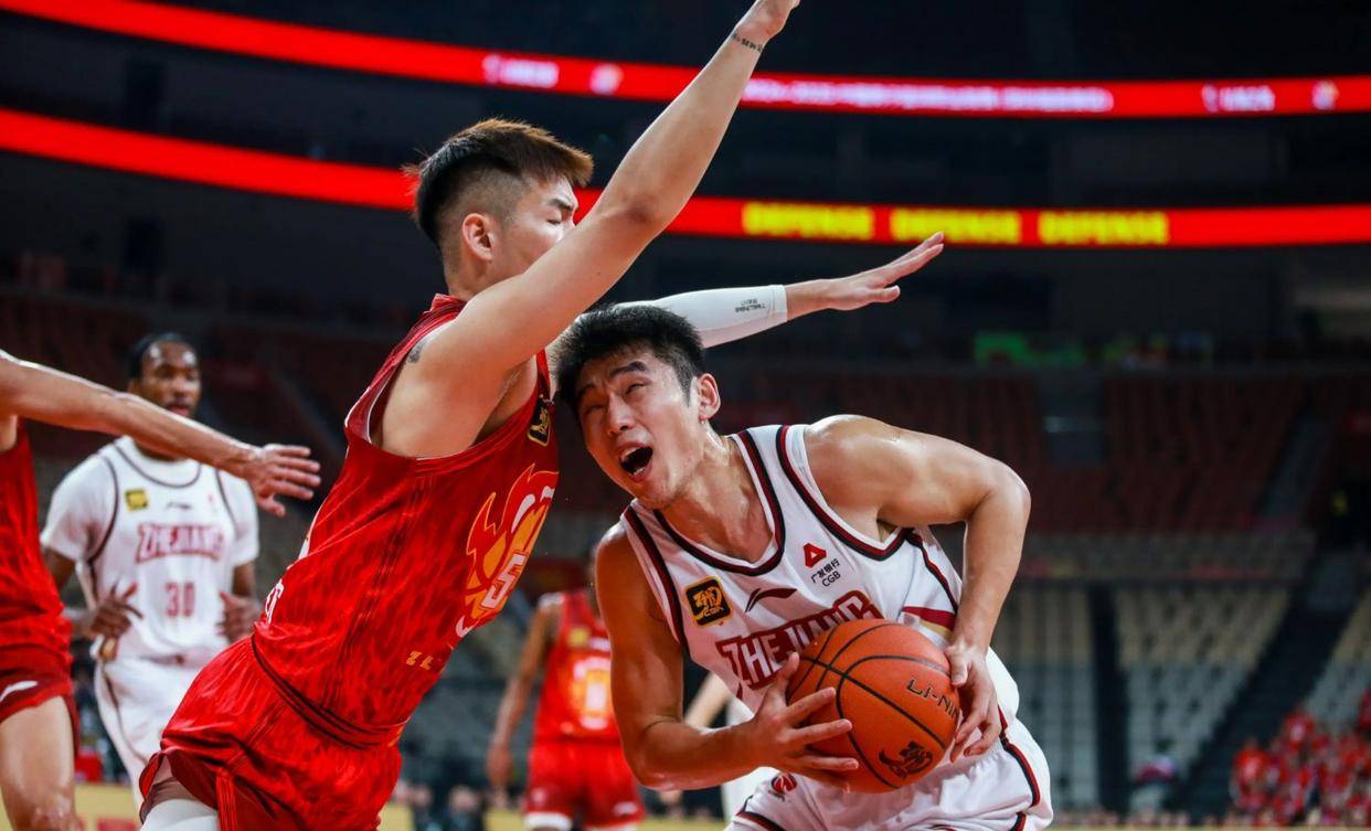 陕西男篮防守火力全开，展现实力的简单介绍