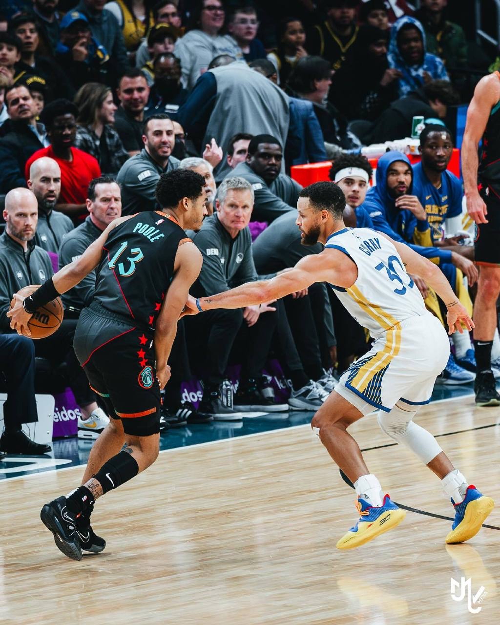 开云APP-勇士大胜太阳，稳固西部第一