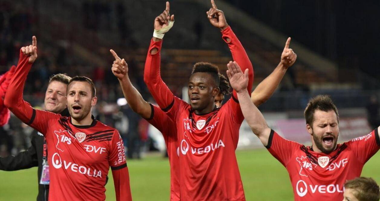 圣埃蒂安在主场比赛中获得胜利 圣埃蒂安在主场比赛中获得胜利