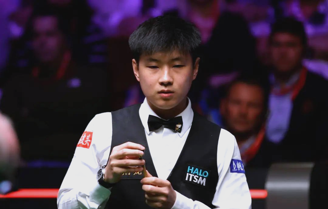 开云下载-状元新秀崛起异军突起，震撼场馆