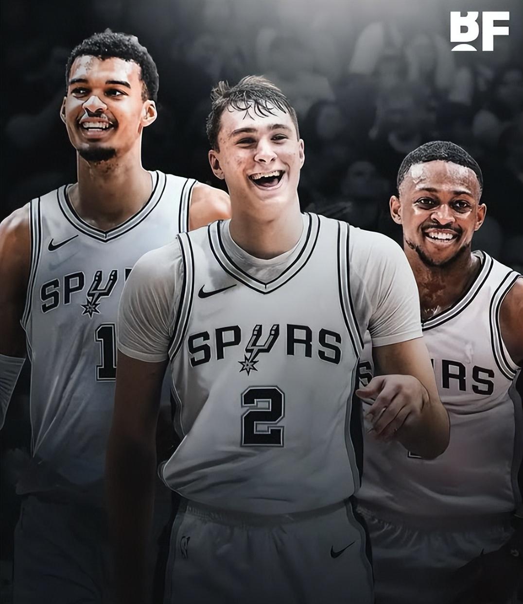 马刺球迷集体声援球队，氛围火爆的简单介绍