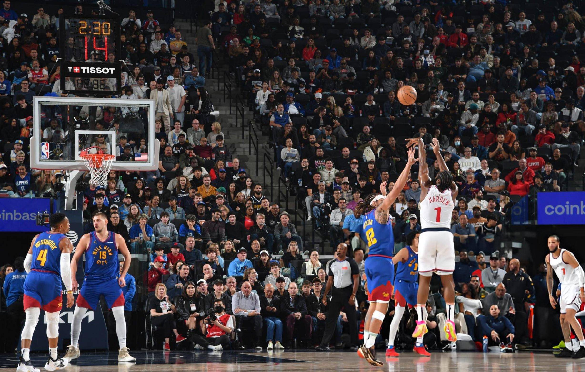 开云体育登录-火箭逆转爵士，哈登砍下35分