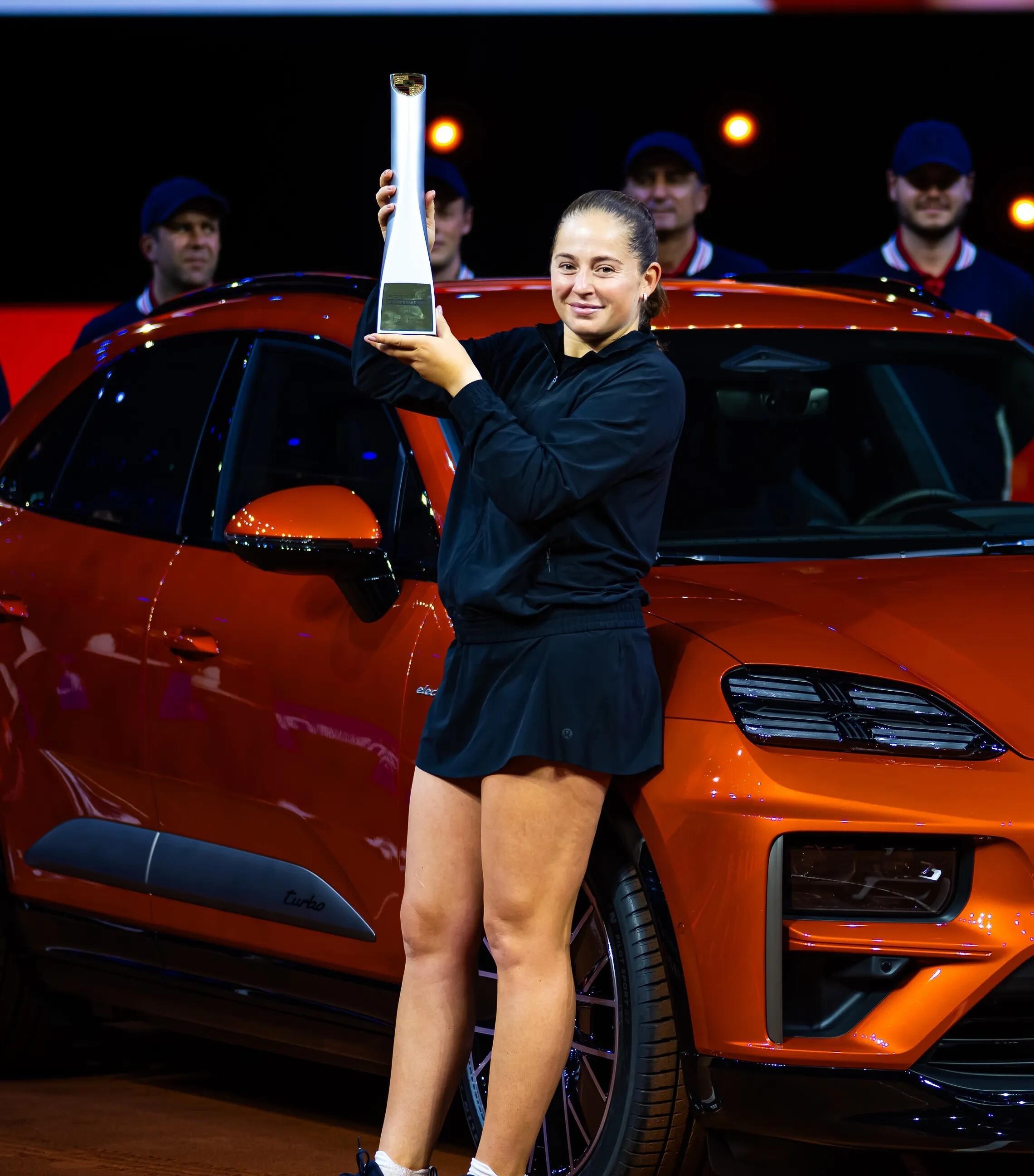 关于斯图加特遭遇连败，保级压力不小的信息