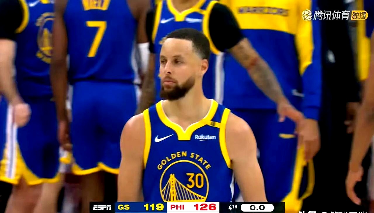 开云体育APP下载-勇士力克76人，库里砍下25分