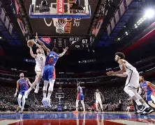 太阳擒活塞:卡曼站住最后一波进攻送福尼尔逆转 太阳擒活塞:卡曼站住最后一波进攻送福尼尔逆转