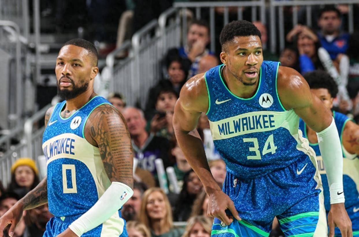 雄鹿惨败76人：字母哥独力难支的简单介绍